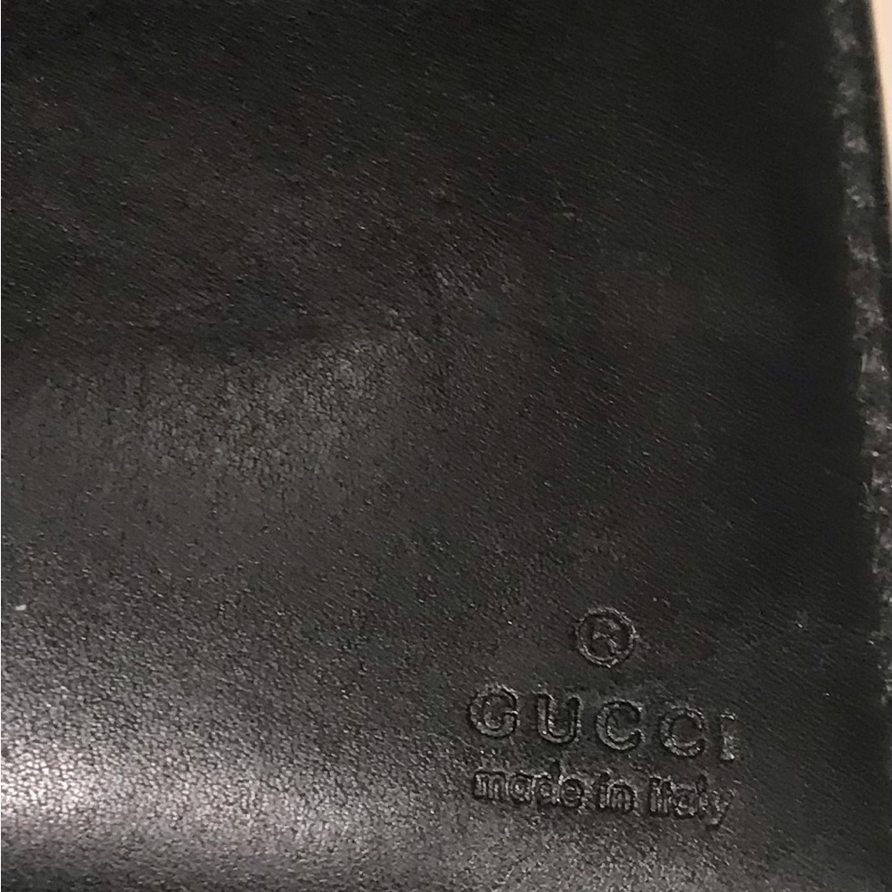 GUCCI LONG WALLET- Dark Brown soft Leather bi-fold Wallet. Authentic! Great Buy!